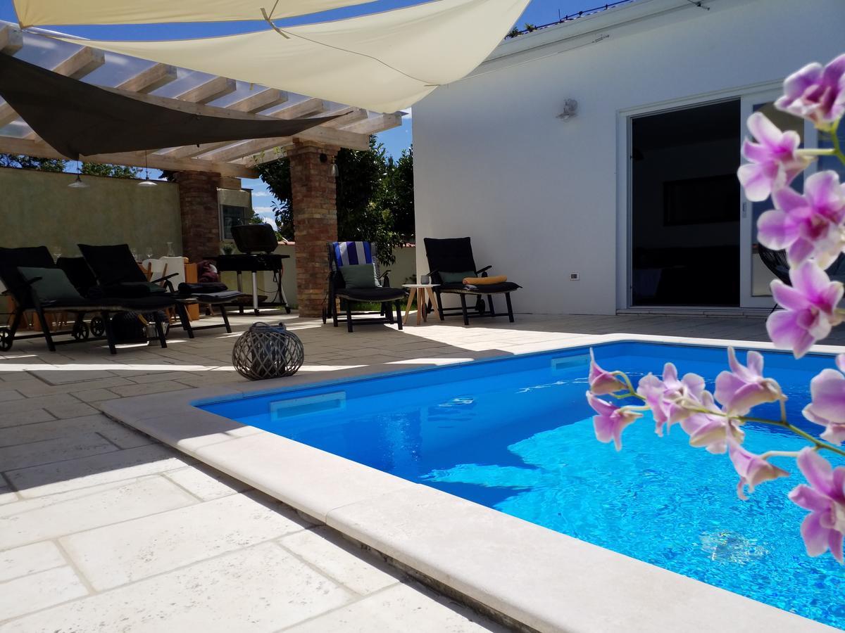 Vila Casa Emilia